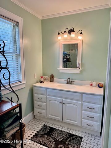 406 Queen Street, New Bern, NC 28560