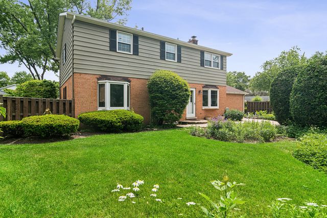 572 E Monterey Road, Palatine, IL 60074