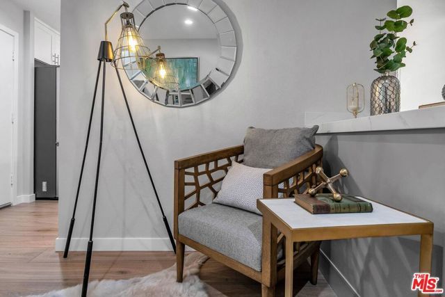 11645 Montana Avenue 107, Los Angeles, CA 90049