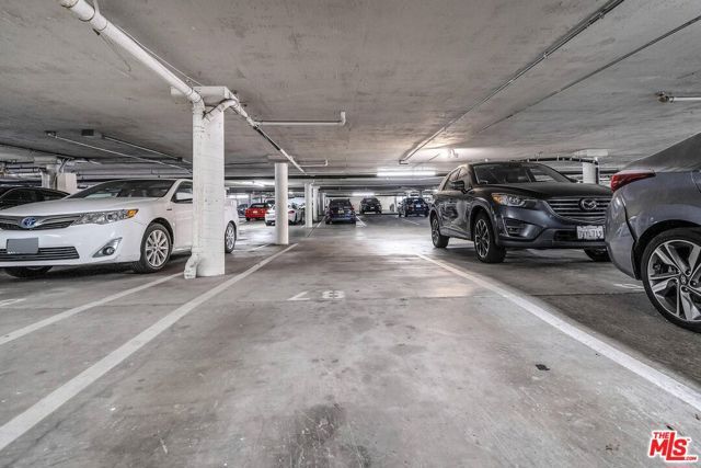 11645 Montana Avenue 107, Los Angeles, CA 90049