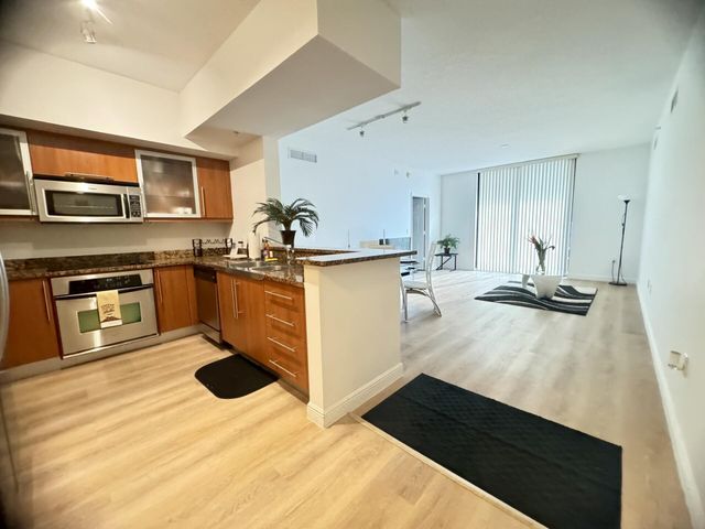888 S Douglas Road 1015, Coral Gables, FL 33134