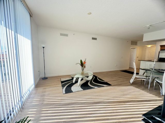 888 S Douglas Road 1015, Coral Gables, FL 33134