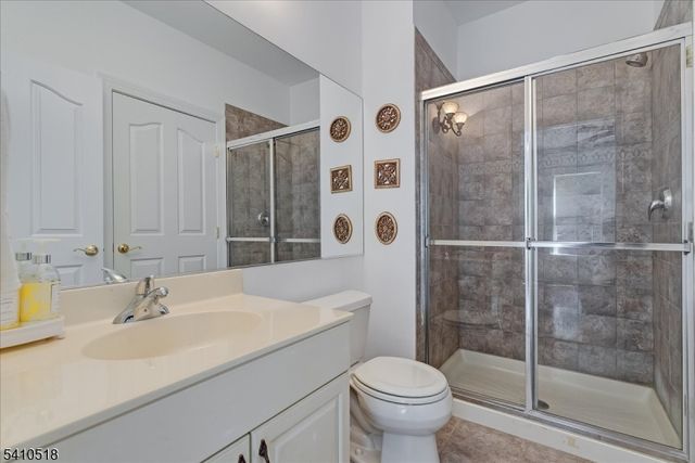 1 Brodziak Rd, Denville Twp., NJ 07834