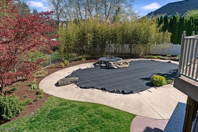 1 Brodziak Rd, Denville Twp., NJ 07834