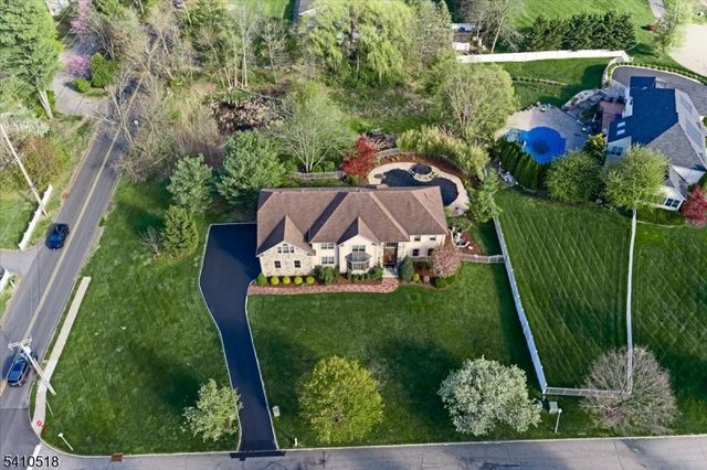 1 Brodziak Rd, Denville Twp., NJ 07834