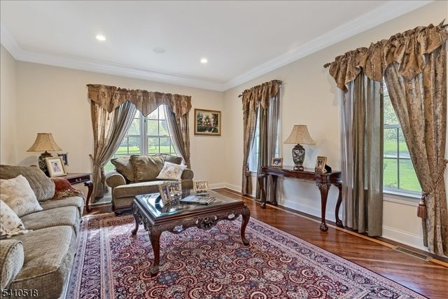 1 Brodziak Rd, Denville Twp., NJ 07834