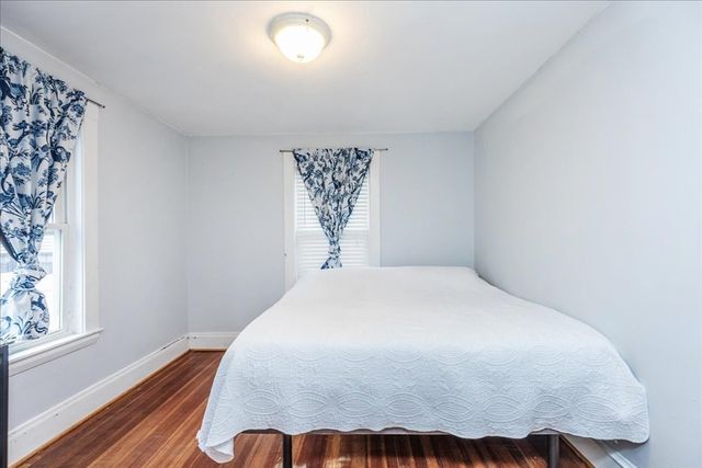 97 Seymour Ave, Lynn, MA 01902