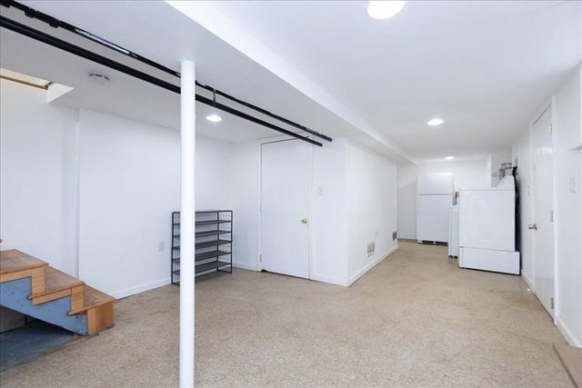 97 Seymour Ave, Lynn, MA 01902