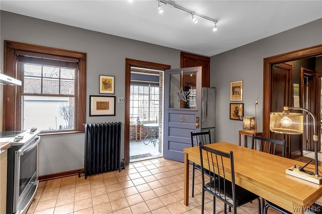 915 James Avenue, Niagara Falls, NY 14305