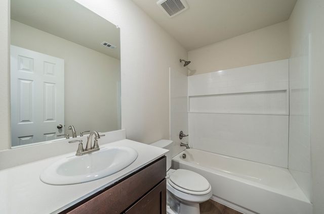 110 Doma Avenue, Greenville, TX 75402