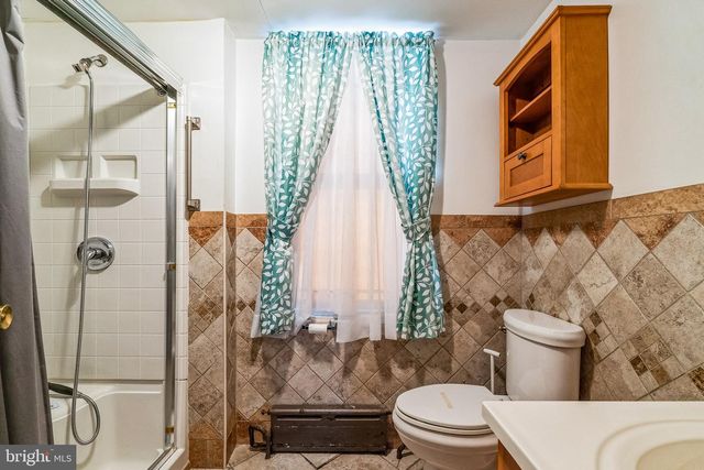 2711-13 E THOMPSON ST, Philadelphia, PA 19134