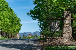 2540 Paddock Circle, Morganton, NC 28655