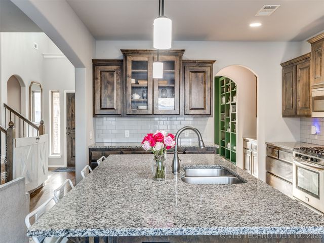 3357 S 207th East Avenue, Broken Arrow, OK 74014