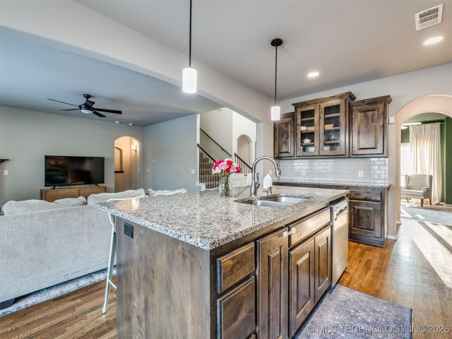 3357 S 207th East Avenue, Broken Arrow, OK 74014