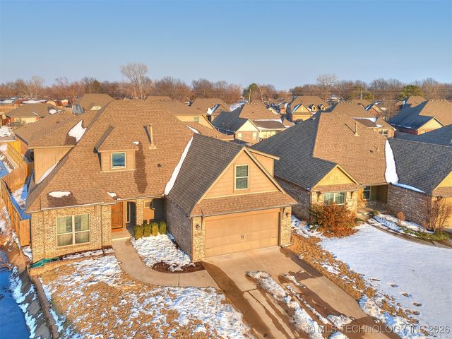 3357 S 207th East Avenue, Broken Arrow, OK 74014