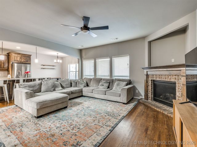 3357 S 207th East Avenue, Broken Arrow, OK 74014