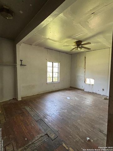 2918 Vera Cruz, San Antonio, TX 78207
