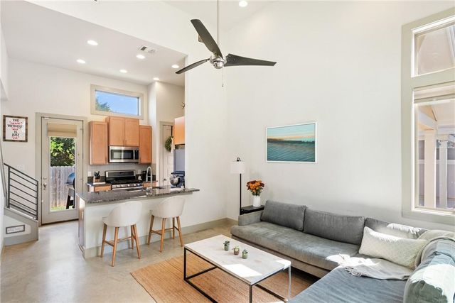 1807 Ulit Ave B, Austin, TX 78702