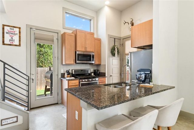 1807 Ulit Ave B, Austin, TX 78702