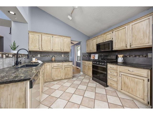 8227 Westside St, Littleton, CO 80125