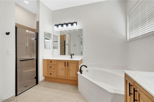 9406 Sun River WAY, Estero, FL 33928