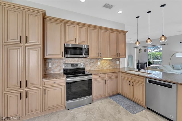 9406 Sun River WAY, Estero, FL 33928