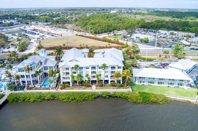 975 NW Flagler Avenue 302, Stuart, FL 34994