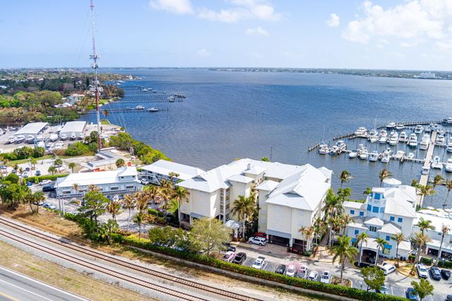 975 NW Flagler Avenue 302, Stuart, FL 34994