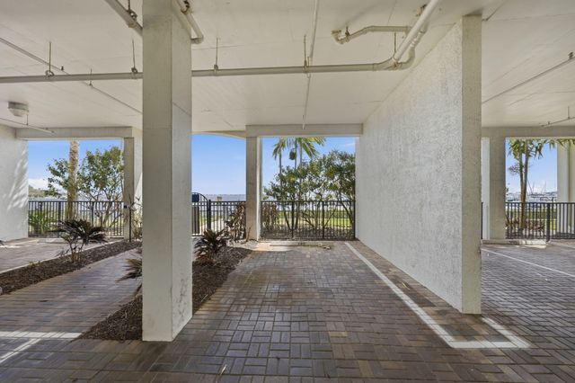 975 NW Flagler Avenue 302, Stuart, FL 34994