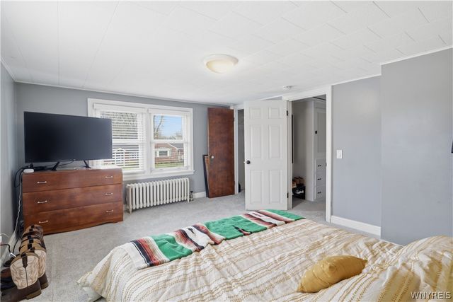 2575 Amsdell Road, Hamburg, NY 14075