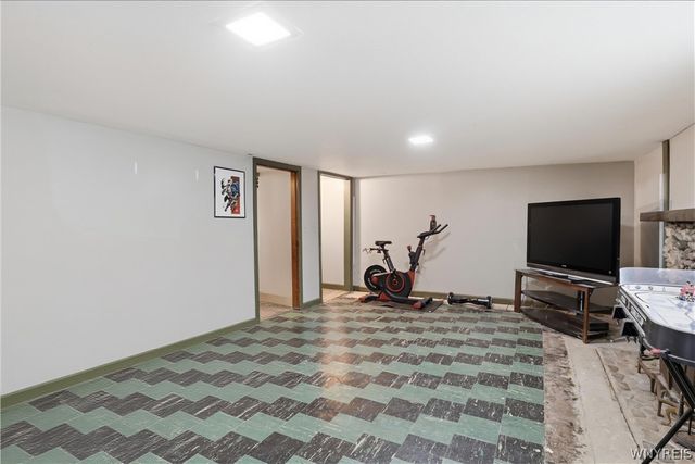 2575 Amsdell Road, Hamburg, NY 14075