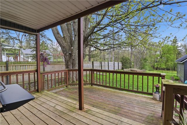2575 Amsdell Road, Hamburg, NY 14075
