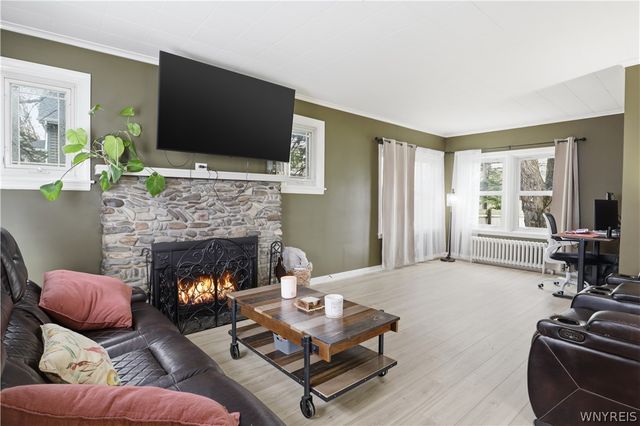 2575 Amsdell Road, Hamburg, NY 14075