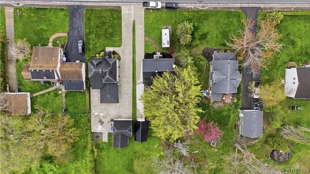 2575 Amsdell Road, Hamburg, NY 14075