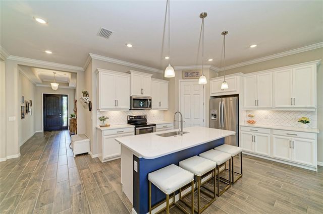 283 TOSCAVILLA BOULEVARD, Nokomis, FL 34275