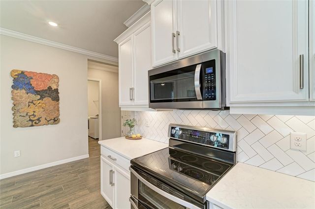 283 TOSCAVILLA BOULEVARD, Nokomis, FL 34275