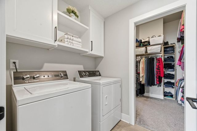 3580 N Bluestem Ct, Rose Hill, KS 67133