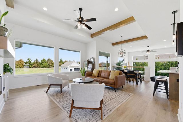 3580 N Bluestem Ct, Rose Hill, KS 67133