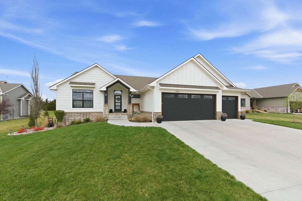 3580 N Bluestem Ct, Rose Hill, KS 67133
