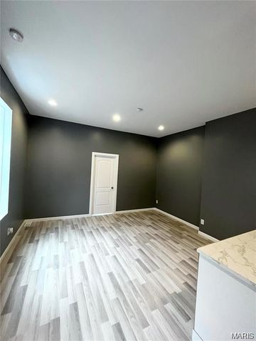 2318 Texas Avenue, St Louis, MO 63104