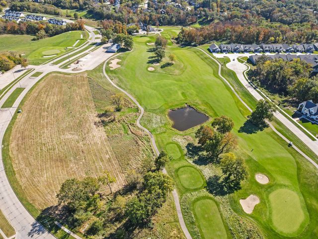 000 Southview Ridge, Pella, IA 50219