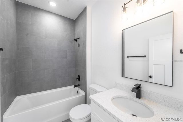 572 W Bluster Place, Citrus Springs, FL 34434