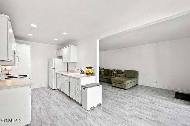 1218 Landsburn Circle, Westlake Village, CA 91361