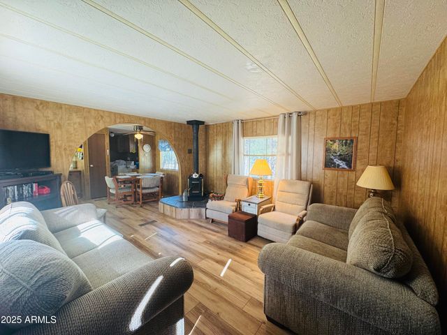 826 JACKS CANYON Drive, Happy Jack, AZ 86024