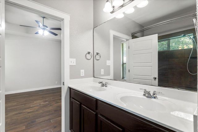 2101 Rivers Edge WAY 17, Austin, TX 78741
