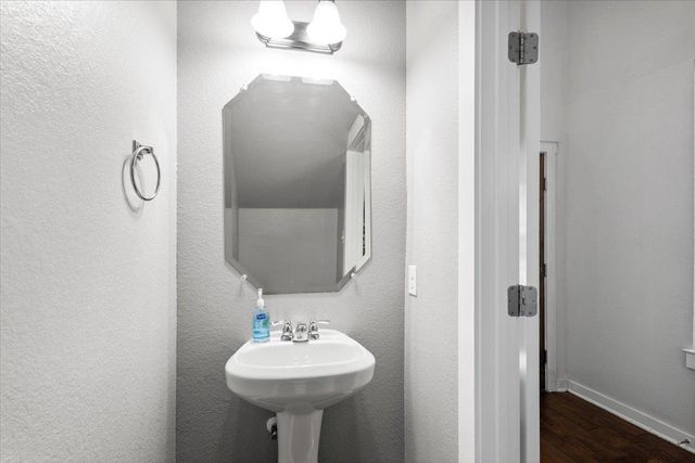 2101 Rivers Edge WAY 17, Austin, TX 78741