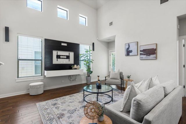 2101 Rivers Edge WAY 17, Austin, TX 78741
