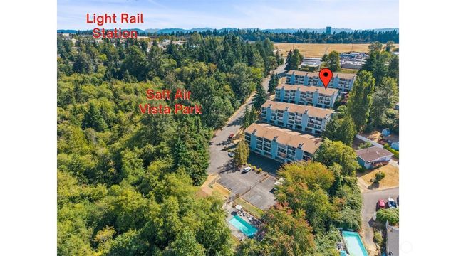 2511 S 248th St #B12, Kent, WA 98032