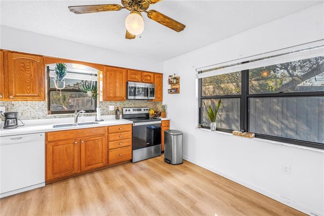 824 HALL STREET, Clearwater, FL 33756