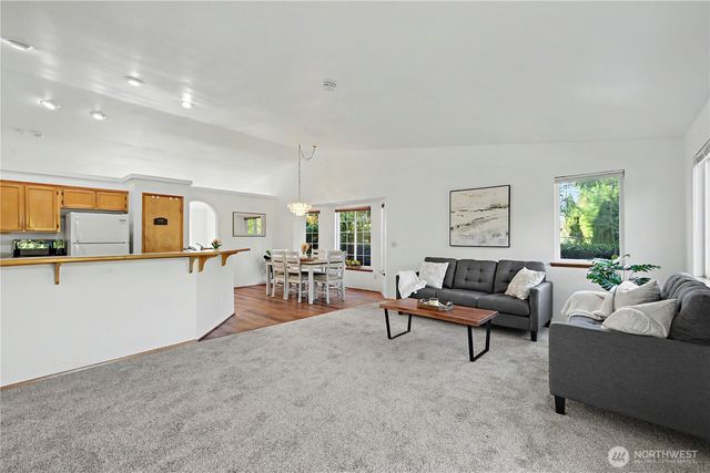 17644 SE 268th Place, Covington, WA 98042